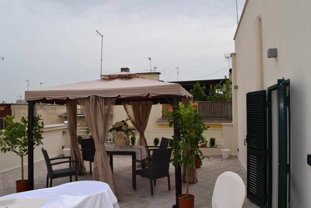 Domus Al Corso Con Servizio B&B Каноза-ді-Пулья Екстер'єр фото