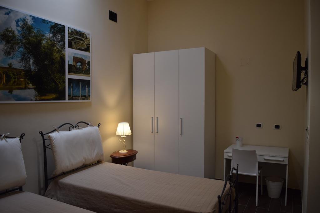 Domus Al Corso Con Servizio B&B Каноза-ді-Пулья Номер фото