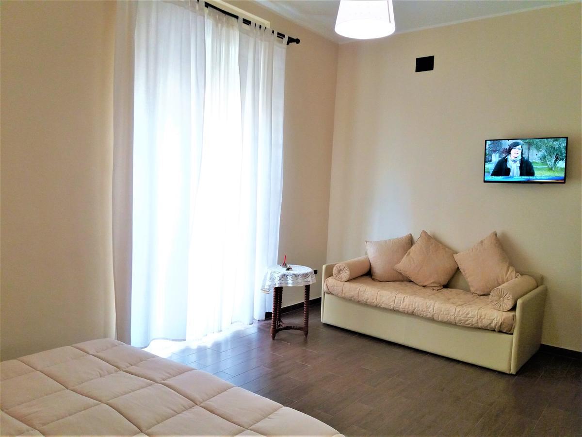Domus Al Corso Con Servizio B&B Каноза-ді-Пулья Екстер'єр фото